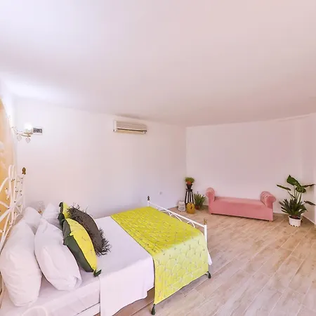 Otel Mon Amour Alaçatı